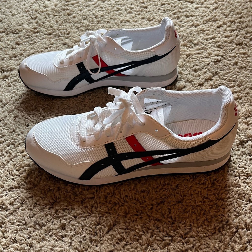 NWOT ASICS Men’s Tiger Runner Red, White, & Blue Trainers